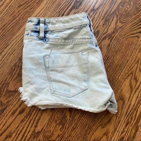 Mossimo Washed High Rise Jean Shorts - Picture 3 of 4